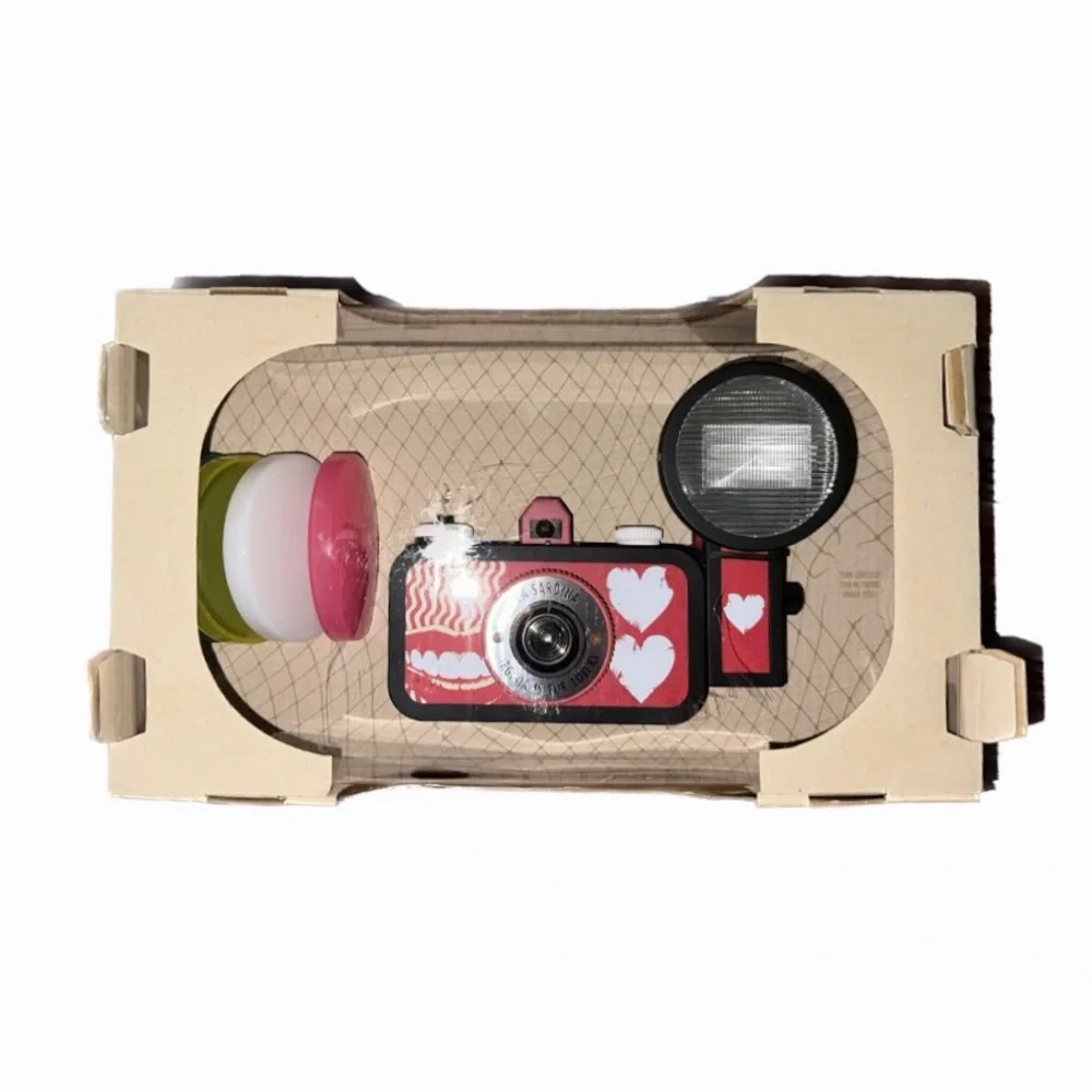 LOMOGRAPHY LA SARDINA Virginia Is For Lovers Camera Special Edition NWT